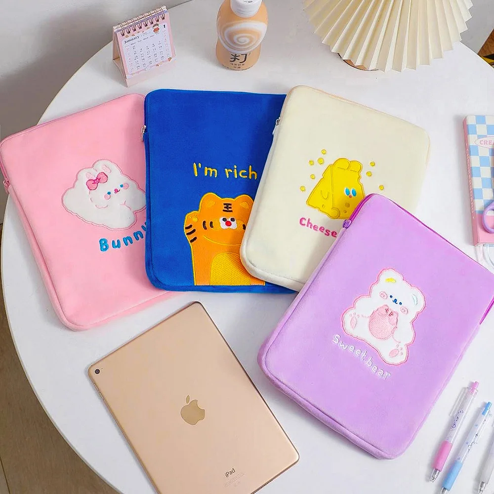 Cute Plush Fabric Sleeve Case for iPad Air 4 2020 10.9'' A2324/A2072 Universal Bag for iPad Pro 11 2021 iPad Air5 2022 Pouch Bag
Cute Plush Fabric Sleeve Case for iPad Air 4 2020 10.9'' A2324/A2072 Universal Bag for iPad Pro 11 2021 iPad Air5 2022 Pouch Bag