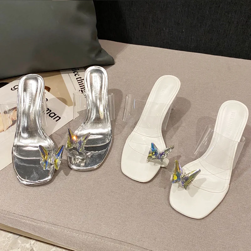 2022 New High Heels Sandals Woman Pumps Ladies Modern Slippers Square Toe Butterfly Decoration Female Shoes For Women Slides
2022 New High Heels Sandals Woman Pumps Ladies Modern Slippers Square Toe Butterfly Decoration Female Shoes For Women Slides