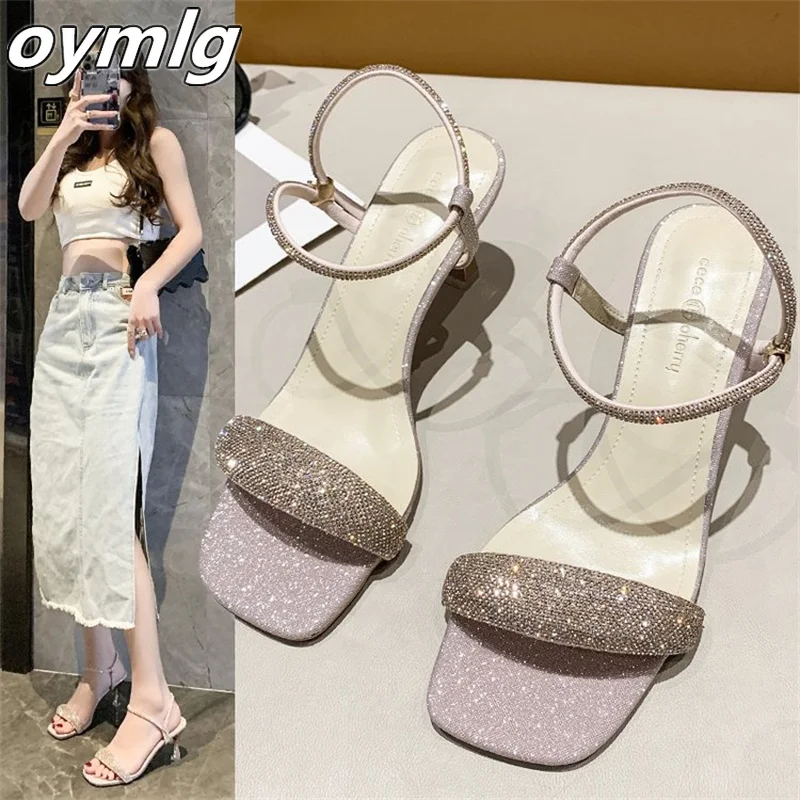 Sandals women's summer new 2022 square head fairy wind fashion rhinestone one-word buckle high-heeled fashion shoes pumps
Sandals women's summer new 2022 square head fairy wind fashion rhinestone one-word buckle high-heeled fashion shoes pumps