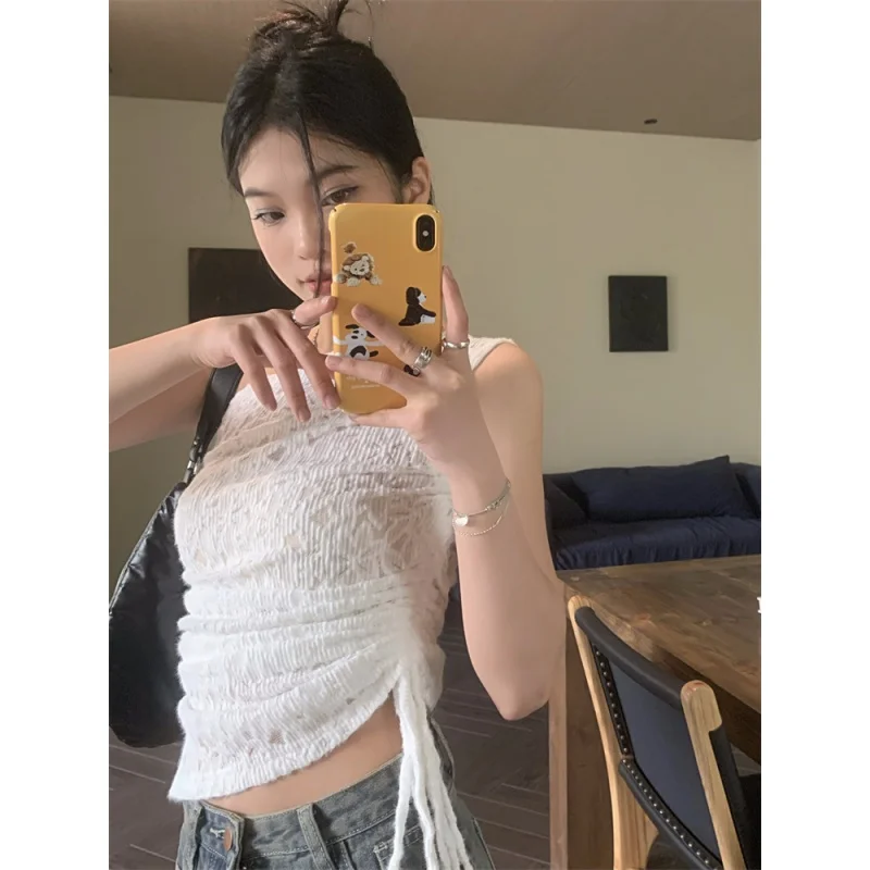 Versatile and slim sloping shoulder drawstring lace sleeveless vest
Versatile and slim sloping shoulder drawstring lace sleeveless vest