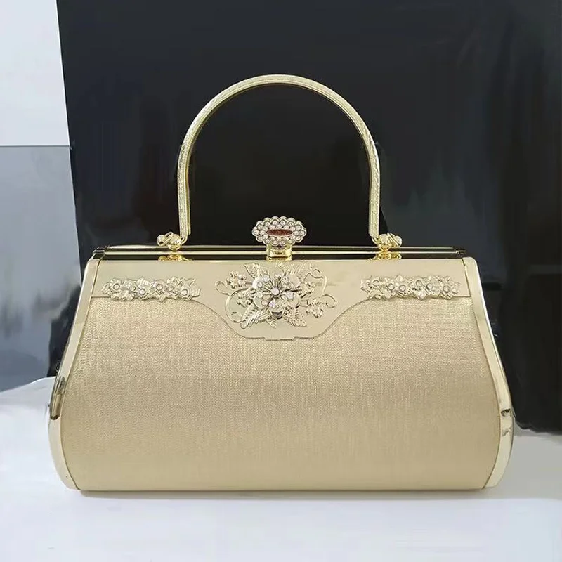 2023 Fashion Gold Diamond Evening Bags hasp Luxury Handbag Elegent Chain Women Shoulder Crossbody Bag Wedding Party Clutch bags
2023 Fashion Gold Diamond Evening Bags hasp Luxury Handbag Elegent Chain Women Shoulder Crossbody Bag Wedding Party Clutch bags