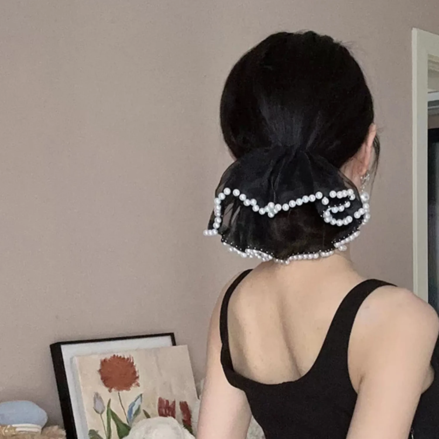 Mesh Pearl Large Intestine Hair Loop Hair Ring Temperament Pearl Hair Rope Big Size Wide Hair Rope Ponytail Hair Tie
Mesh Pearl Large Intestine Hair Loop Hair Ring Temperament Pearl Hair Rope Big Size Wide Hair Rope Ponytail Hair Tie
