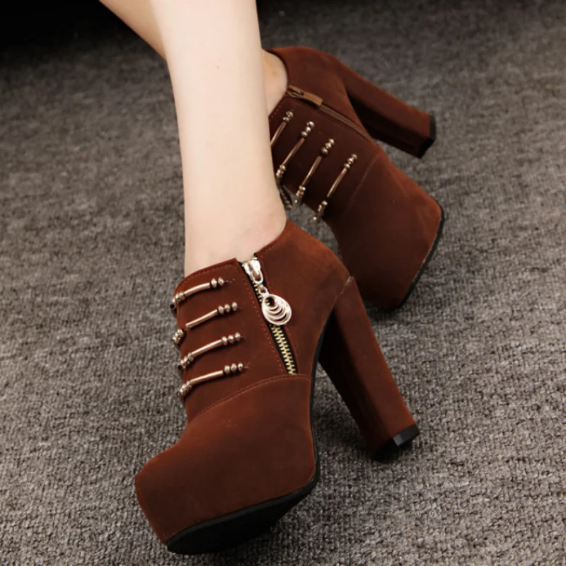 Женские модные туфли-лодочки на высоком каблуке 2023, женская обувь на толстом каблуке, однотонные короткие сапоги, женская обувь
Женские модные туфли-лодочки на высоком каблуке 2023, женская обувь на толстом каблуке, однотонные короткие сапоги, женская обувь