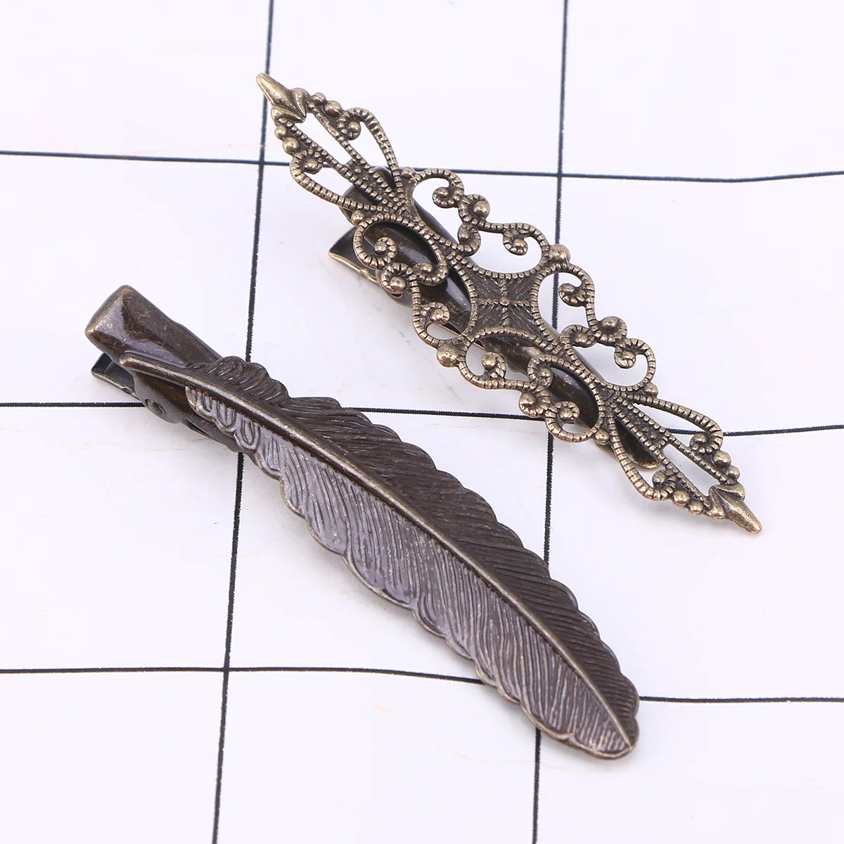 12pcs Vintage Hair Clips Dragonfly Leaf Flower Heart Wreath Hair Clips French Hair Barrettes for
12pcs Vintage Hair Clips Dragonfly Leaf Flower Heart Wreath Hair Clips French Hair Barrettes for