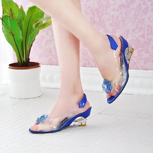 2022 new fashion new glass plastic crystal heel wedge heel high heel bow flower fish mouth rhinestone sandals women's shoes
2022 new fashion new glass plastic crystal heel wedge heel high heel bow flower fish mouth rhinestone sandals women's shoes