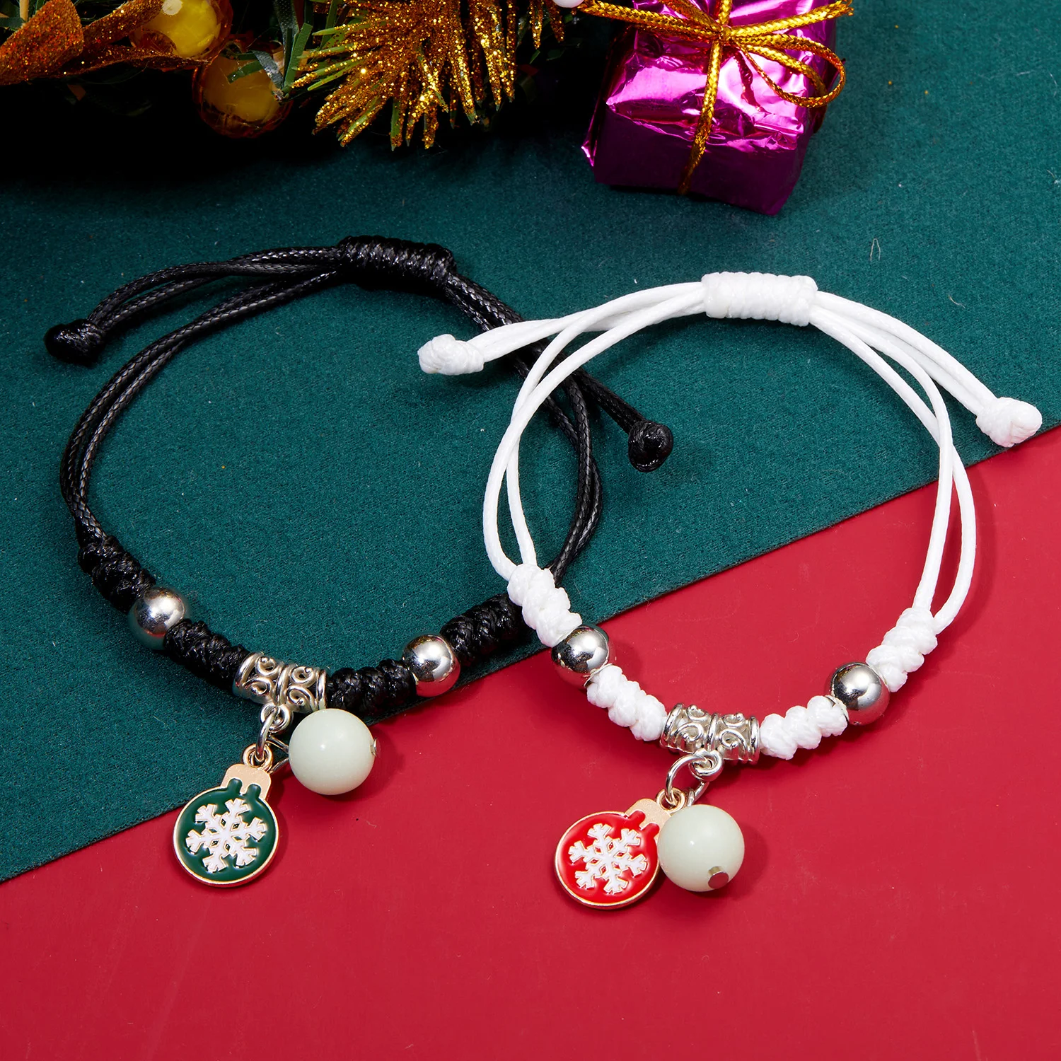 Fashion Braided Rope Luminous Couple Bracelets Santa Claus Xmas Tree Snowflake Bracelet New Year Party Jewelry Christmas Gifts
Fashion Braided Rope Luminous Couple Bracelets Santa Claus Xmas Tree Snowflake Bracelet New Year Party Jewelry Christmas Gifts
