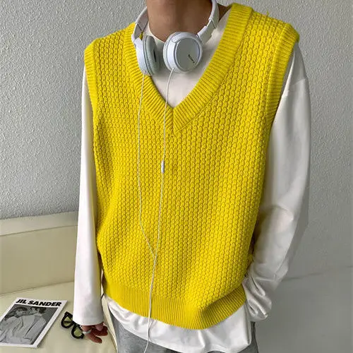 2022 New Men's Sweater Slim Sleeveless Vest Top Autumn Winter Casual Solid Color Waistcoat V Neck Knit Pullover Plus Size C26
2022 New Men's Sweater Slim Sleeveless Vest Top Autumn Winter Casual Solid Color Waistcoat V Neck Knit Pullover Plus Size C26