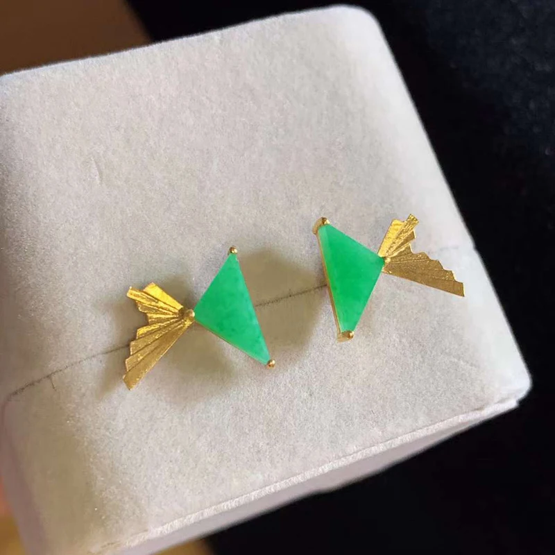Ladies Fine Jewelry New In 2022 triangle Green Natural Emerald Stones Jade Fashion Engagment Wedding Stud Earrings
Ladies Fine Jewelry New In 2022 triangle Green Natural Emerald Stones Jade Fashion Engagment Wedding Stud Earrings