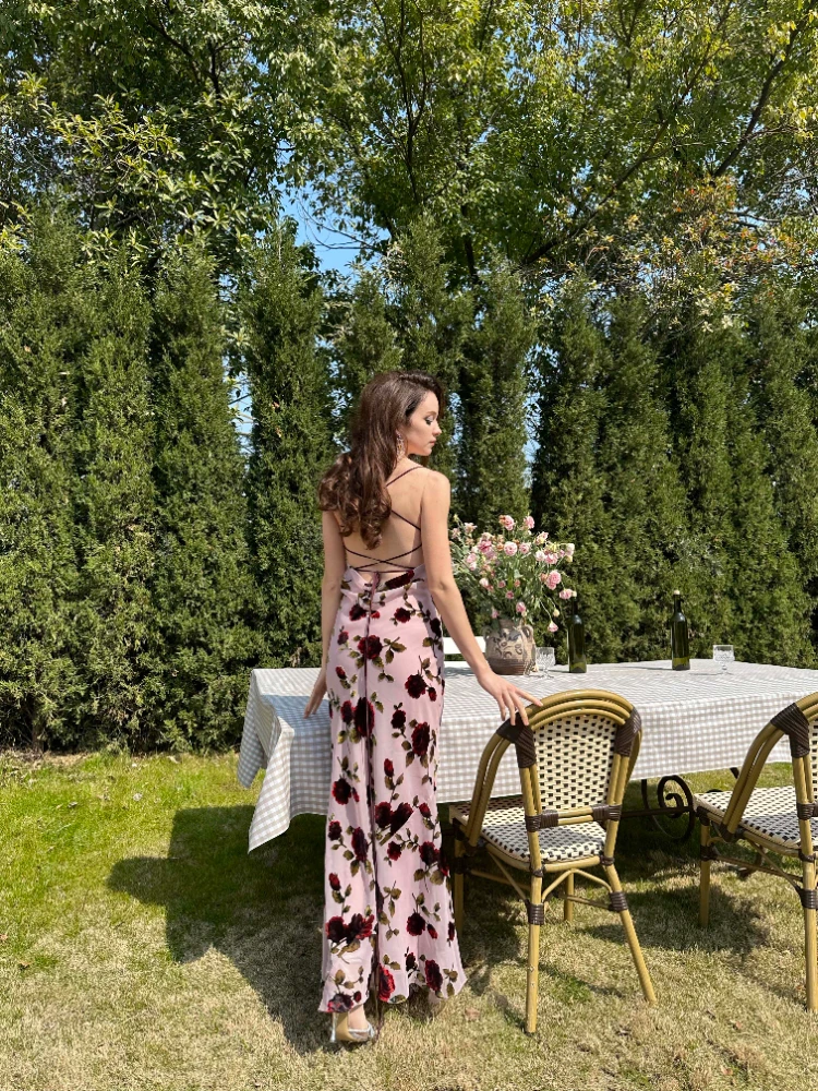 Velvet Rose Floral Print Backless Lace Up Maxi Dress 2023 Women Wedding Summer Night Out Long Dress
Velvet Rose Floral Print Backless Lace Up Maxi Dress 2023 Women Wedding Summer Night Out Long Dress