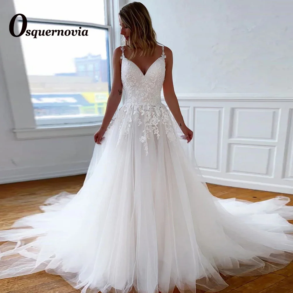 Женское свадебное платье с V-образным вырезом, на тонких бретельках 
Женское свадебное платье с V-образным вырезом, на тонких бретельках