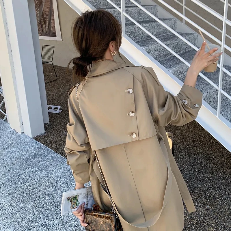 Stylish Double breasted Windbreaker For Women Clothing 2023 Spring Autumn New Khaki Trench Coat With Belt Female Outerwear BC340
Stylish Double breasted Windbreaker For Women Clothing 2023 Spring Autumn New Khaki Trench Coat With Belt Female Outerwear BC340