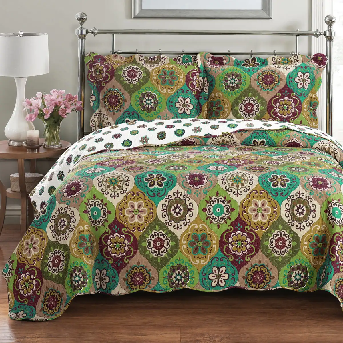 Bonnie Oversize Coverlet Floral Printed Reversible Wrinkle-Free & Easy Care Quilt Set
Bonnie Oversize Coverlet Floral Printed Reversible Wrinkle-Free & Easy Care Quilt Set