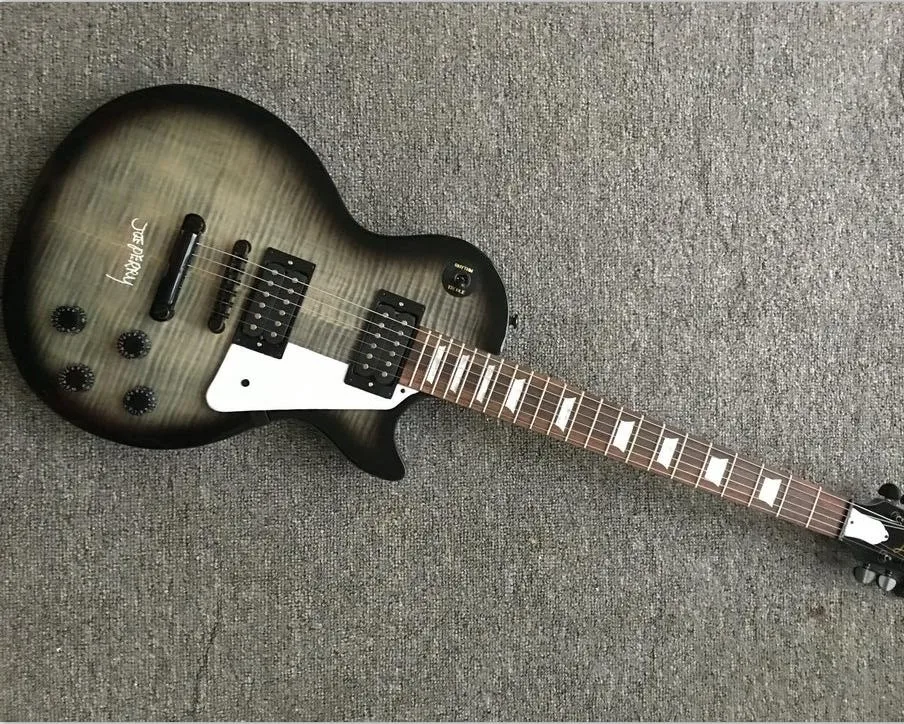 Joe Perry Signature LP Electric Guitar Rosewood Fingerboard MAHOGANY Body Black Hardwar
Joe Perry Signature LP Electric Guitar Rosewood Fingerboard MAHOGANY Body Black Hardwar
