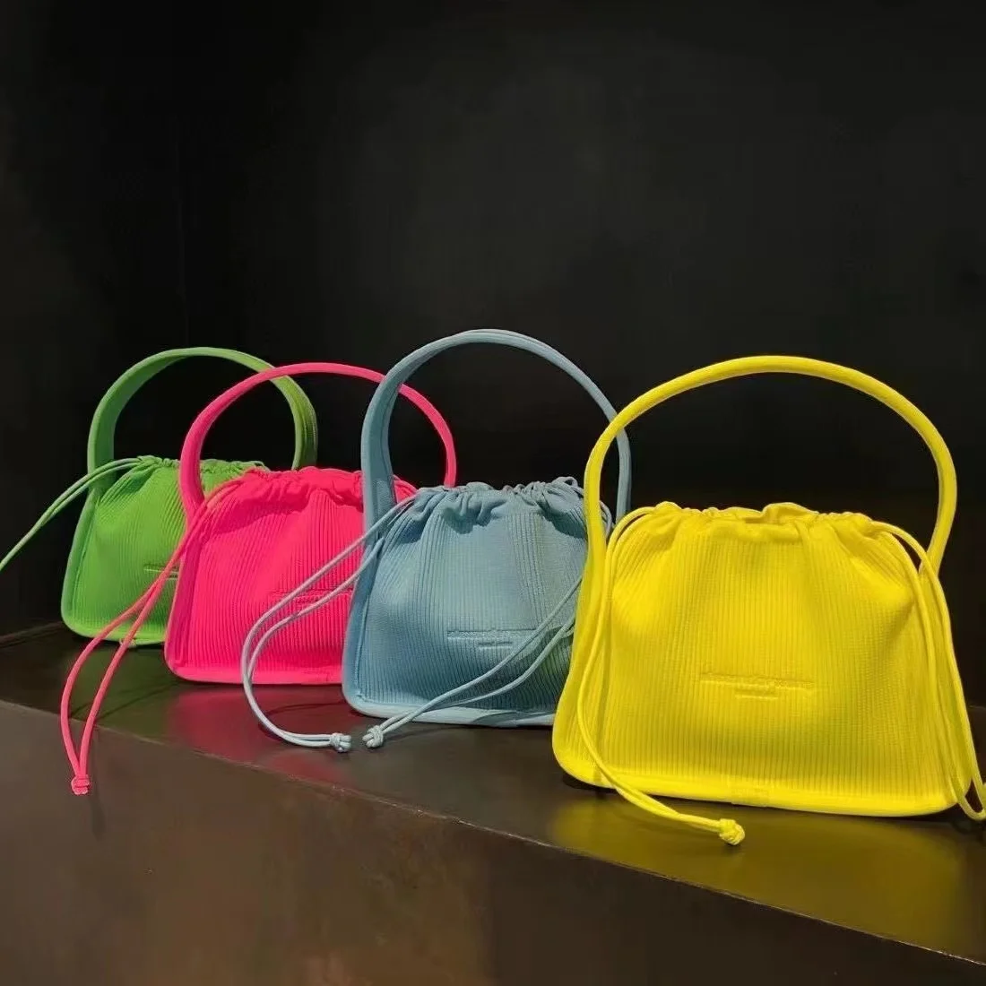 Spring and summer new style spicy girl thread knitting hand string candy color underarm bag
Spring and summer new style spicy girl thread knitting hand string candy color underarm bag