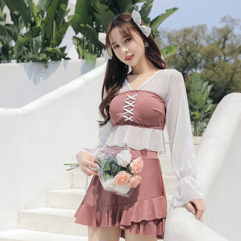 2023 Sexy One Piece Swimsuit Female Korean Short Sleeve Bathing Suit Solid Swimwear Women High Waist Hollow Monokini Dropship
2023 Sexy One Piece Swimsuit Female Korean Short Sleeve Bathing Suit Solid Swimwear Women High Waist Hollow Monokini Dropship