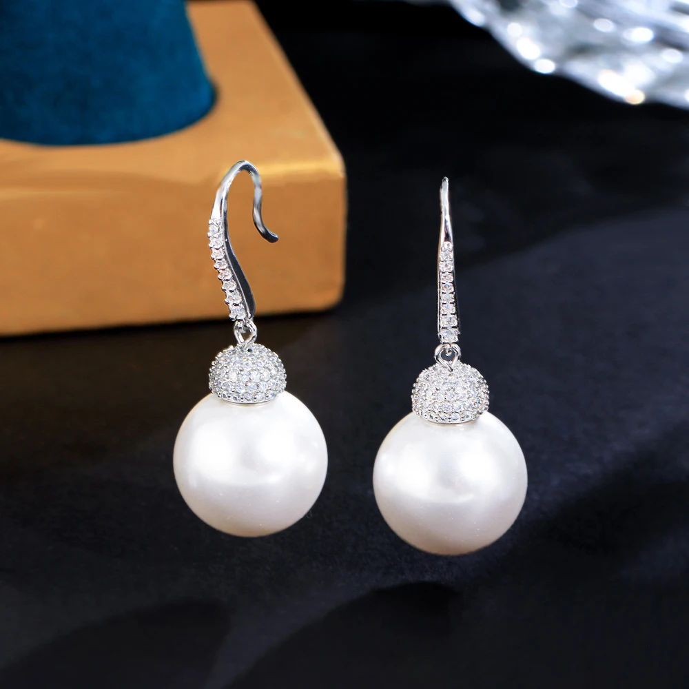 ThreeGraces 2023 New Fashion CZ Zircon Elegant Big Dangling Simulated Pearl Earrings for Women Bridal Wedding Prom Jewelry E1373
ThreeGraces 2023 New Fashion CZ Zircon Elegant Big Dangling Simulated Pearl Earrings for Women Bridal Wedding Prom Jewelry E1373