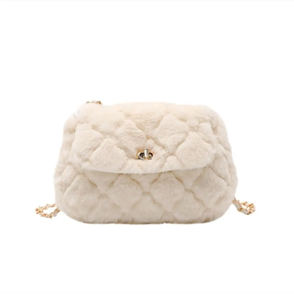 Female Fashion Design Cloud Lamb Wool Bag Women's 2022 Winter New All-Match One-Shoulder Messenger Bag
Female Fashion Design Cloud Lamb Wool Bag Women's 2022 Winter New All-Match One-Shoulder Messenger Bag