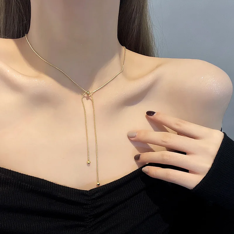Adjustable Snake Bone Necklace for Women Pull-out Pendant Female Delicate Simplicity Design Elegant Clavicle Chain Golden Choker
Adjustable Snake Bone Necklace for Women Pull-out Pendant Female Delicate Simplicity Design Elegant Clavicle Chain Golden Choker