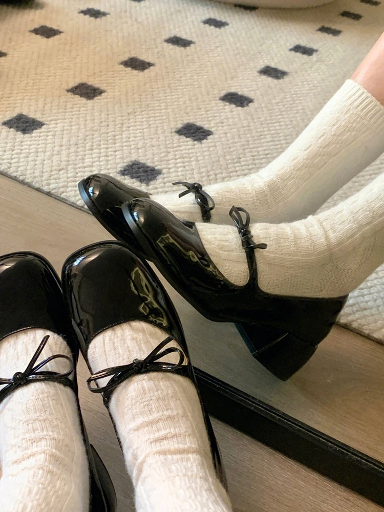Womens Derby Shoes Autumn Female Footwear Round Toe Modis Bow-Knot Casual Sneaker Black Flats Leather Summer Fall Dress New On H
Womens Derby Shoes Autumn Female Footwear Round Toe Modis Bow-Knot Casual Sneaker Black Flats Leather Summer Fall Dress New On H