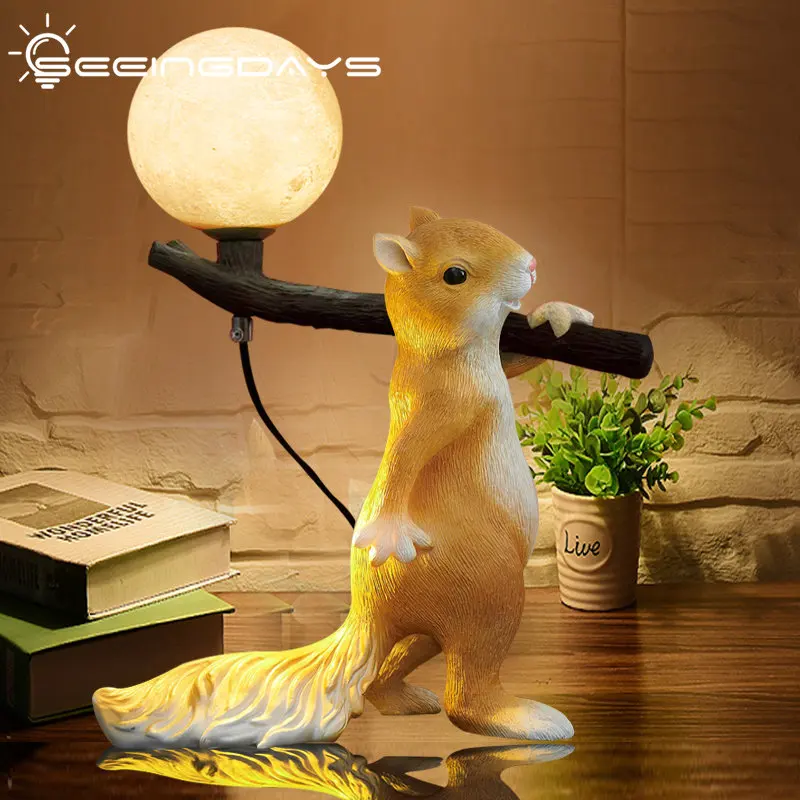 Nordic Simple Personality Squirrel Creative Resin Table Lamp for Bedroom Living Room Bedside Lamp LED Night Lamp Home Decor E27
Nordic Simple Personality Squirrel Creative Resin Table Lamp for Bedroom Living Room Bedside Lamp LED Night Lamp Home Decor E27