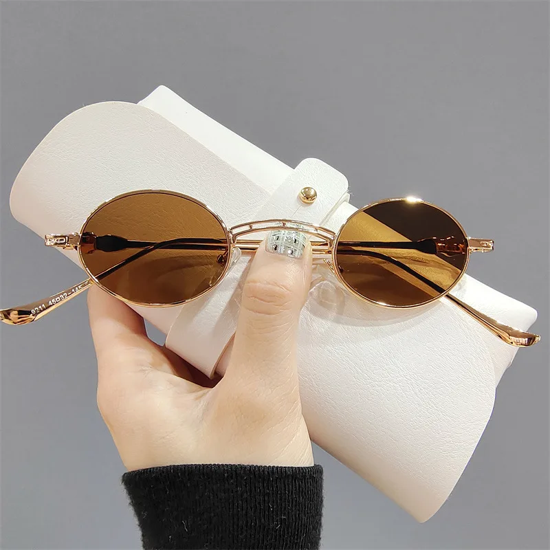 Круглые Солнцезащитные очки женские Винтажные Солнцезащитные очки для женщин Cmaos новые европейские модные трендовые очки унисекс Uv400 для п... 
Круглые Солнцезащитные очки женские Винтажные Солнцезащитные очки для женщин Cmaos новые европейские модные трендовые очки унисекс Uv400 для п...