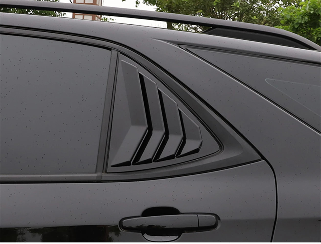 Car Accessories Rear Window Triangle Shutter Louvers Cover ABS Carbon Decoration Trim For Chevrolet Equinox 2017 2018 2019 -2021
Car Accessories Rear Window Triangle Shutter Louvers Cover ABS Carbon Decoration Trim For Chevrolet Equinox 2017 2018 2019 -2021