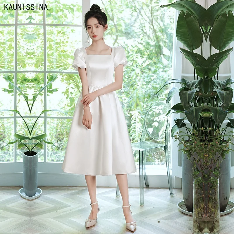 KAUNISSINA Short White Graduation Dresses Square Collar Knee-Length Bubble Sleeve Beach Formal Gowns Simple Country Party Dress
KAUNISSINA Short White Graduation Dresses Square Collar Knee-Length Bubble Sleeve Beach Formal Gowns Simple Country Party Dress