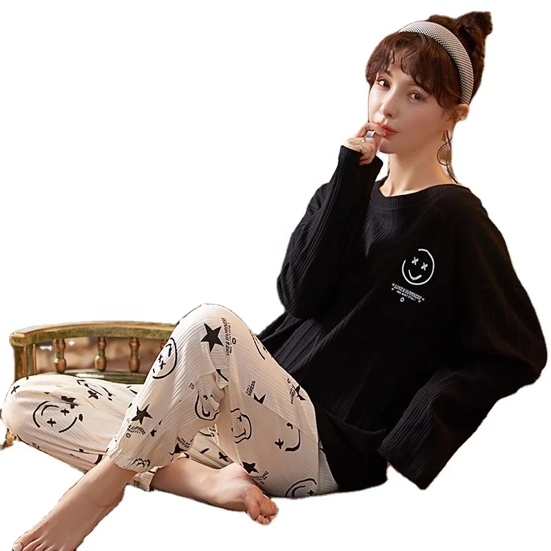 Factory direct supply women's pajamas, long-sleeved Korean version, Japanese cartoon round neck student two-piece suit
Factory direct supply women's pajamas, long-sleeved Korean version, Japanese cartoon round neck student two-piece suit