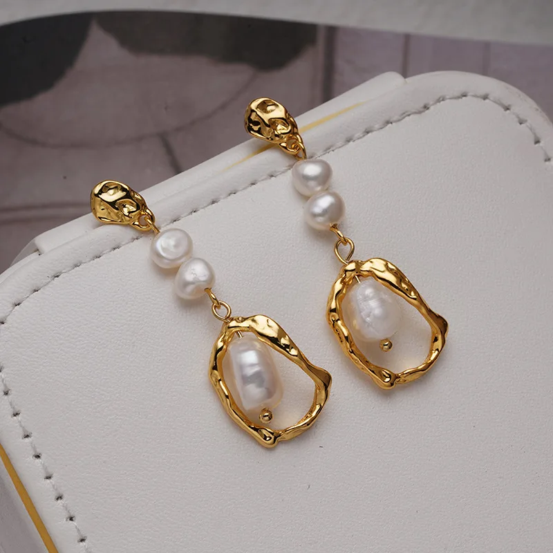 Vintage Natural Pearl Long Drop Earrings For Women 18k Gold Plating Stud Ear Freshwater Pearl Dangle Hook Earring Christmas Gift
Vintage Natural Pearl Long Drop Earrings For Women 18k Gold Plating Stud Ear Freshwater Pearl Dangle Hook Earring Christmas Gift