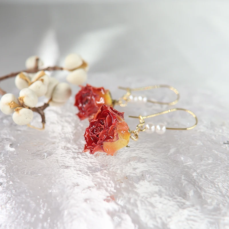 1 Pair Trendy Real Flower Pendant Earrings for Women Retro Creative Temperament Simple Woman Pearl Earrings Fine Jewelry E003
1 Pair Trendy Real Flower Pendant Earrings for Women Retro Creative Temperament Simple Woman Pearl Earrings Fine Jewelry E003