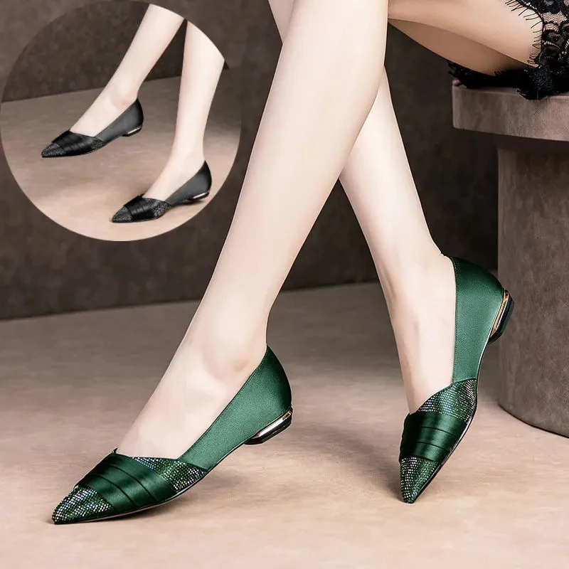 2022 Spring And Autumn New Shallow Mouth Flat Single Shoes Women's Flat Bottom Pointed Head Versatile Fashion Rhinestone Large
2022 Spring And Autumn New Shallow Mouth Flat Single Shoes Women's Flat Bottom Pointed Head Versatile Fashion Rhinestone Large