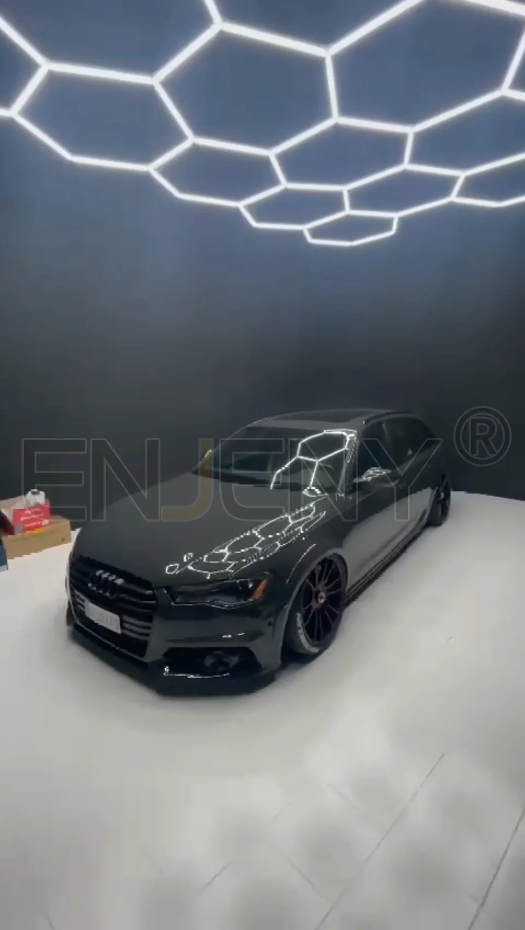 ENJENY Honeycomb Design hexagon Led Lights Auto Detailing Products Light Bar for Wash Station Garage Ceiling SHX14
ENJENY Honeycomb Design hexagon Led Lights Auto Detailing Products Light Bar for Wash Station Garage Ceiling SHX14