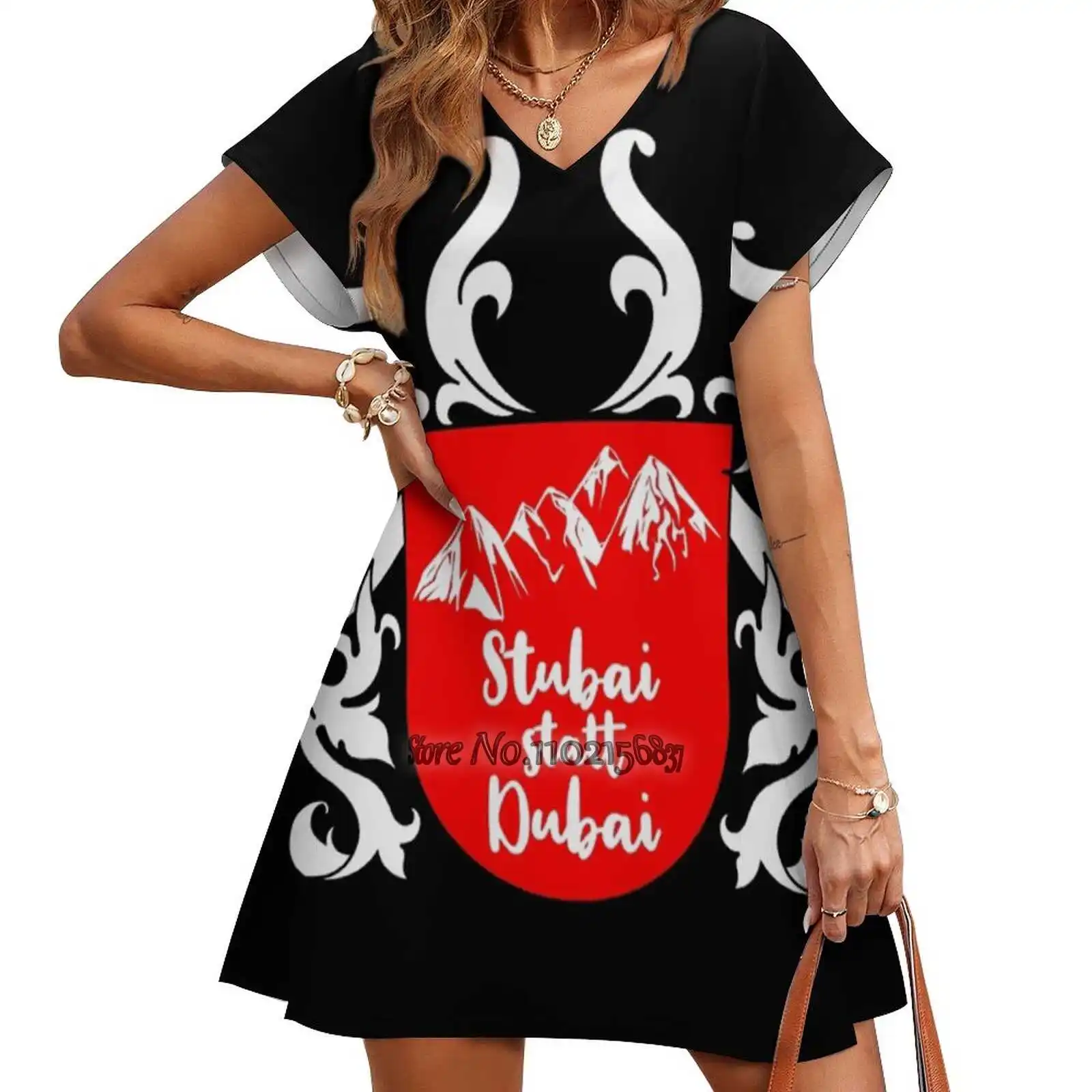 Короткая вечерние ка с V-образным вырезом и коротким рукавом, размеры до 5Xl
Короткая вечерние ка с V-образным вырезом и коротким рукавом, размеры до 5Xl