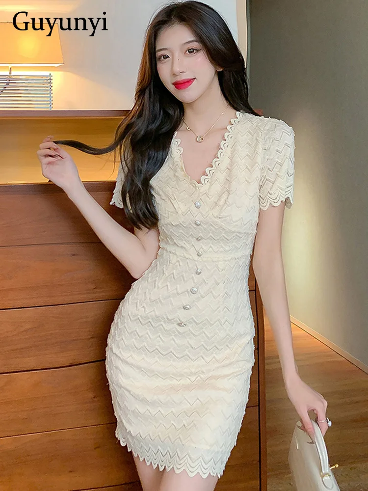 Elegant Party Lace Dress 2022 Summer Solid Color Wavy Pattern V-Neck Single-Breasted Embellishment Temperament Mini Dress Women
Elegant Party Lace Dress 2022 Summer Solid Color Wavy Pattern V-Neck Single-Breasted Embellishment Temperament Mini Dress Women