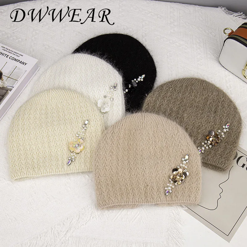 Pearl flowers Women Knitted Winter Hats Thick Warm Angola Rabbit Fur Hair Rhinestone Bonnet Female Fashion Good Quality Winter B
Pearl flowers Women Knitted Winter Hats Thick Warm Angola Rabbit Fur Hair Rhinestone Bonnet Female Fashion Good Quality Winter B