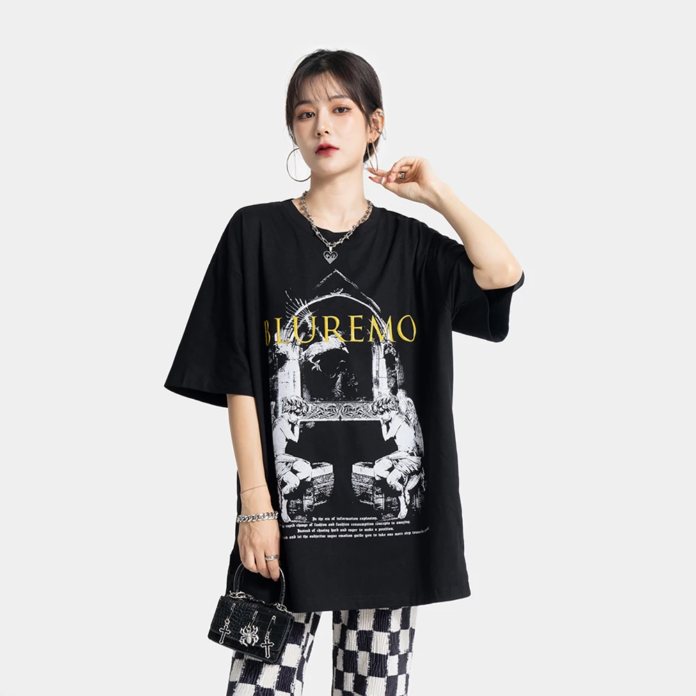 2022 Summer Oversize Women's T-shirt Hip Hop Short Sleeve Casual T Shirt Goth Streetwear Y2k Tops Harajuku Anime Vintage Clothes
2022 Summer Oversize Women's T-shirt Hip Hop Short Sleeve Casual T Shirt Goth Streetwear Y2k Tops Harajuku Anime Vintage Clothes