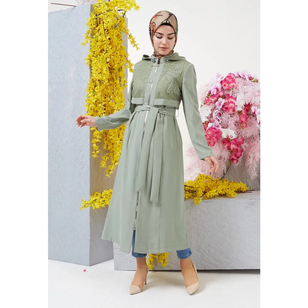 Шарнирная модель с вышивкой Dorlie kuplus Topcoat 
Шарнирная модель с вышивкой Dorlie kuplus Topcoat