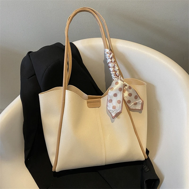 Casual Pu Leather Women Handbags Designer Ladies Small Tote Messenger Bags for Women High Quality Travel Bag New Shoulder Bags 
Casual Pu Leather Women Handbags Designer Ladies Small Tote Messenger Bags for Women High Quality Travel Bag New Shoulder Bags