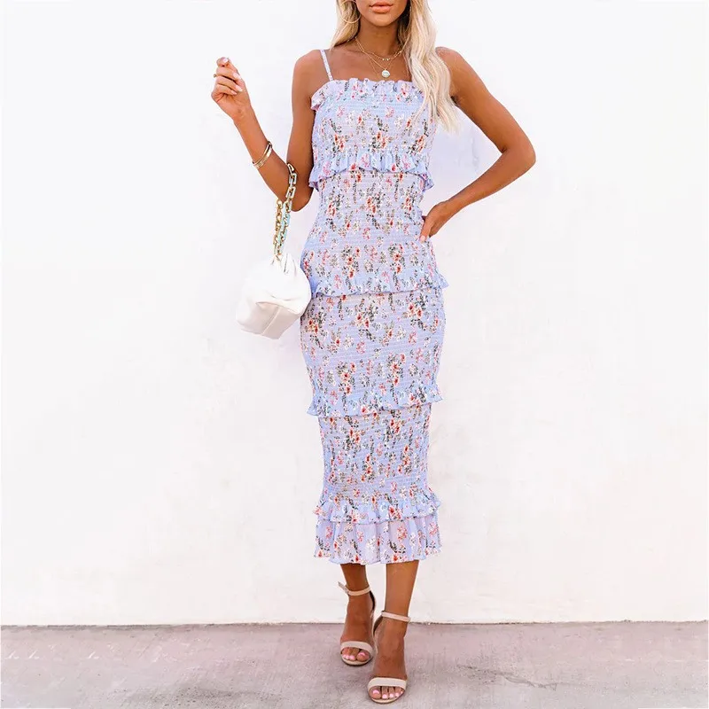 Женское облегающее платье с оборками, без рукавов, с открытыми плечами 
Женское облегающее платье с оборками, без рукавов, с открытыми плечами