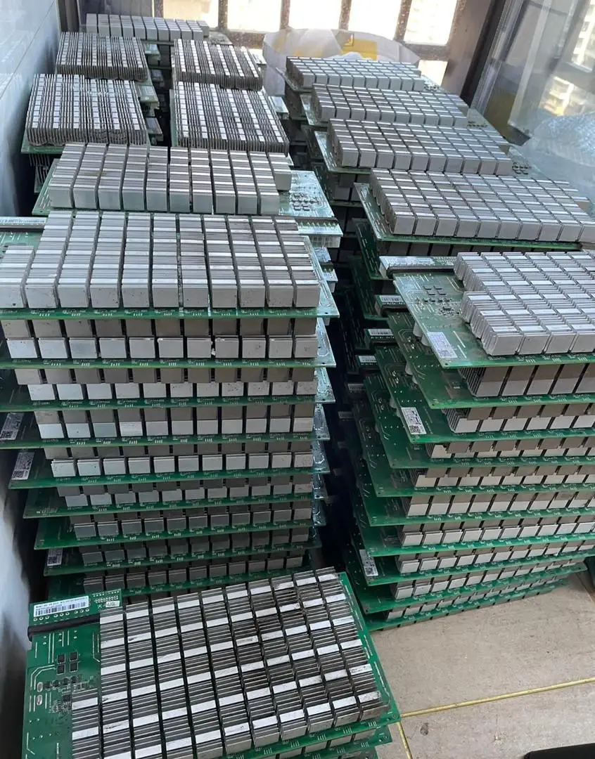 S9 L3+ hash board control board l3+ hash boad s9 control board long-term supply
S9 L3+ hash board control board l3+ hash boad s9 control board long-term supply
