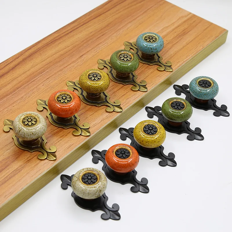 Furniture Accessories Handle Imitation Bronze Creative Cabinet Wardrobe Drawer Glass Handle Ethnic Style Single Hole Drawer Knob
Furniture Accessories Handle Imitation Bronze Creative Cabinet Wardrobe Drawer Glass Handle Ethnic Style Single Hole Drawer Knob