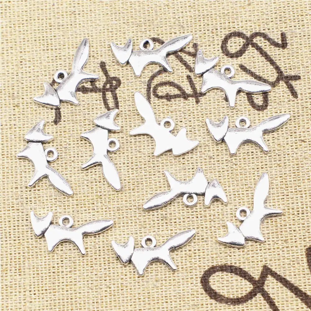 Fox Charm For Bracelet Jewelry Making Pendant Antiqu 10X20mm Antique Silver Color 20 Pieces
Fox Charm For Bracelet Jewelry Making Pendant Antiqu 10X20mm Antique Silver Color 20 Pieces