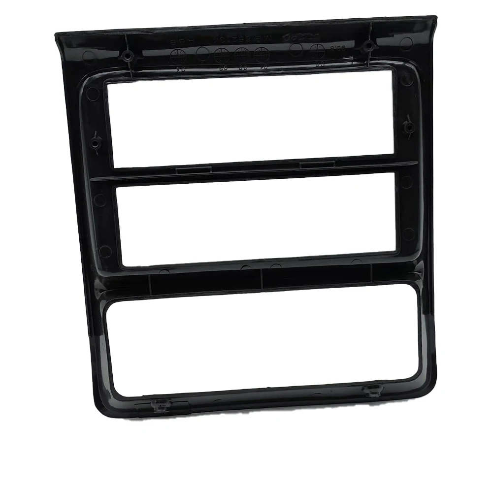 1Pcs Car CD Frame Radio Panel Case Frame MB652134 Instrument Center Trim For Mitsubishi Pajero Montero MK2 V31 V32 V33 V43
1Pcs Car CD Frame Radio Panel Case Frame MB652134 Instrument Center Trim For Mitsubishi Pajero Montero MK2 V31 V32 V33 V43