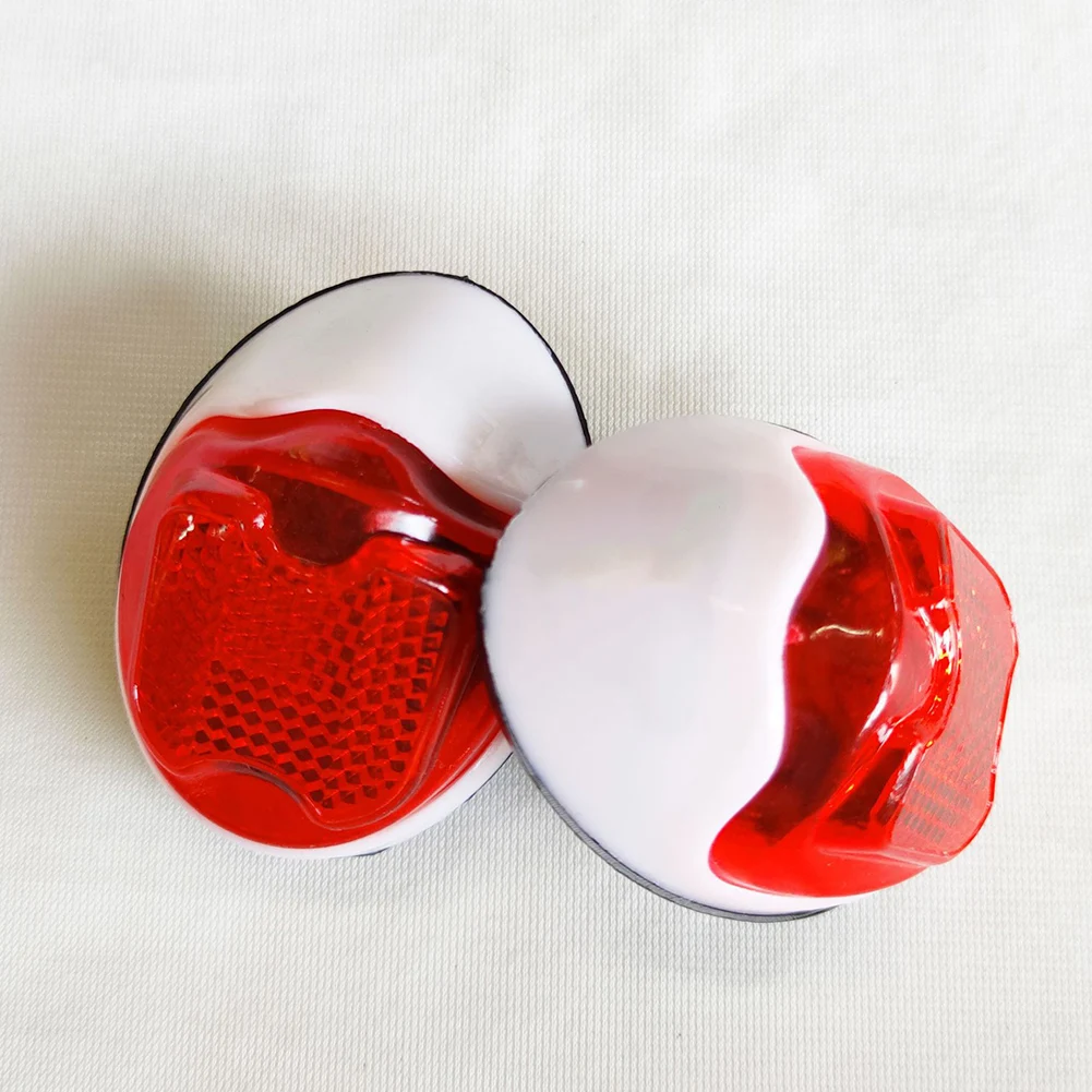 High Quality Brand New Bicycle Reflectors Tail Light Single Nail 1 Pair For Motorcycles Bikes Mud Tile Reflector
High Quality Brand New Bicycle Reflectors Tail Light Single Nail 1 Pair For Motorcycles Bikes Mud Tile Reflector