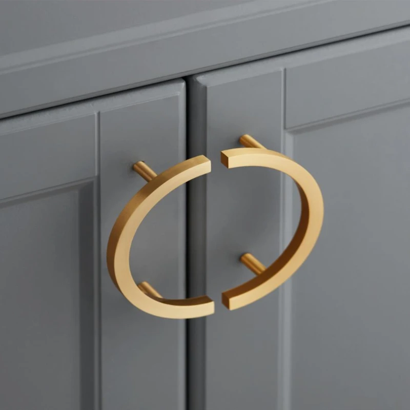 Новая прочная латунная ручка для шкафа, дверная ручка шкафа, легкая, роскошный современный шкаф для вина, простая ручка для шкафа
Новая прочная латунная ручка для шкафа, дверная ручка шкафа, легкая, роскошный современный шкаф для вина, простая ручка для шкафа