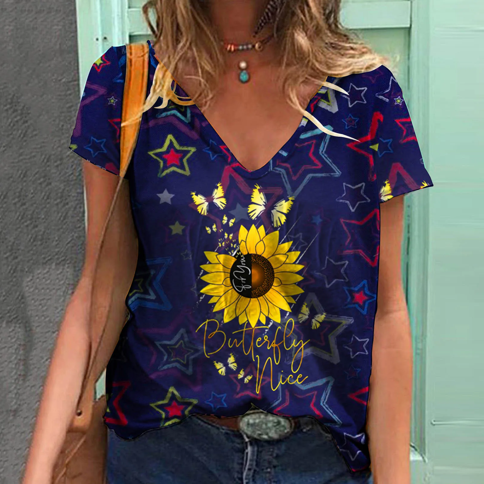 Женская футболка с длинным рукавом для бега, женская футболка в Западном этническом стиле с принтом и V-образным вырезом, короткие удобные ж...
Женская футболка с длинным рукавом для бега, женская футболка в Западном этническом стиле с принтом и V-образным вырезом, короткие удобные ж...