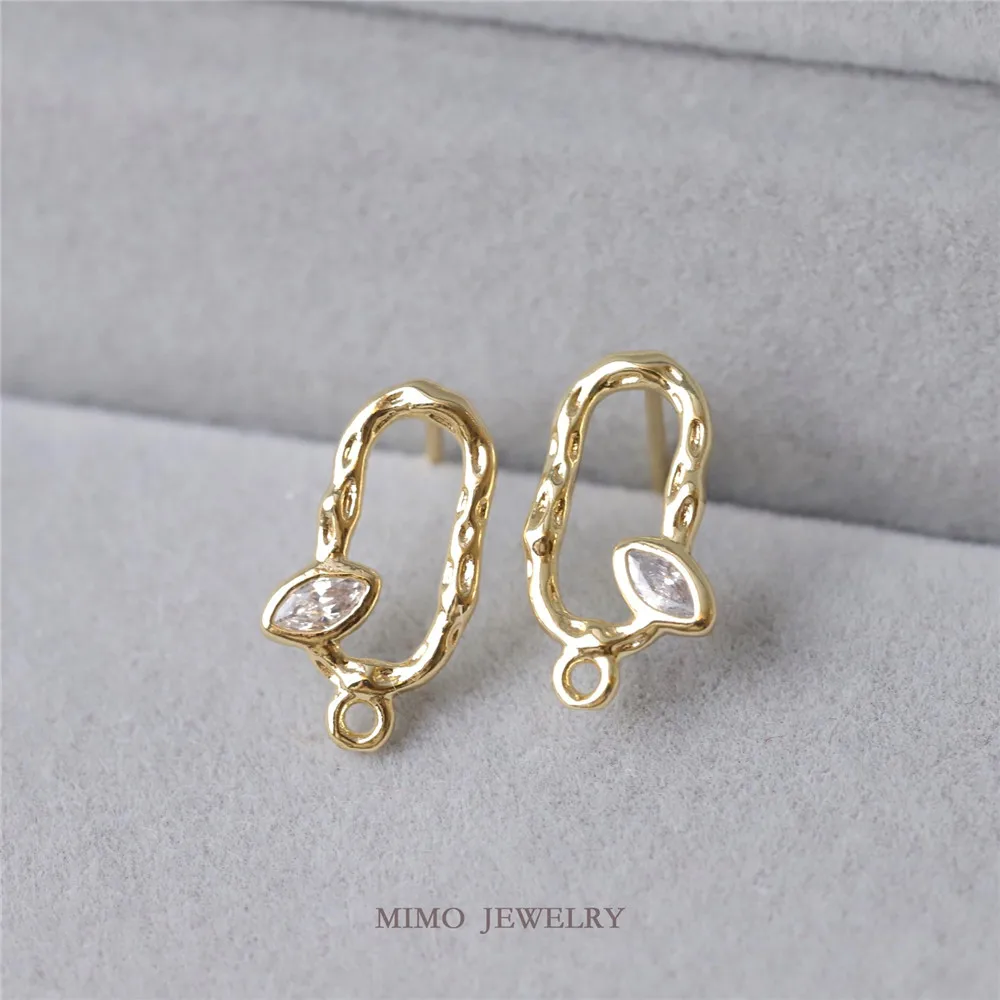 Copper plated hollow oval asymmetrical horse eye ear stud 925 silver needle earrings accessories
Copper plated hollow oval asymmetrical horse eye ear stud 925 silver needle earrings accessories
