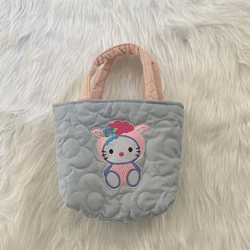 Новинка, милая сумка Sanrio Hellokitty, сумка на одно плечо, мультяшная Изысканная модная большая емкость, Подарочные игрушки для девочек
Новинка, милая сумка Sanrio Hellokitty, сумка на одно плечо, мультяшная Изысканная модная большая емкость, Подарочные игрушки для девочек