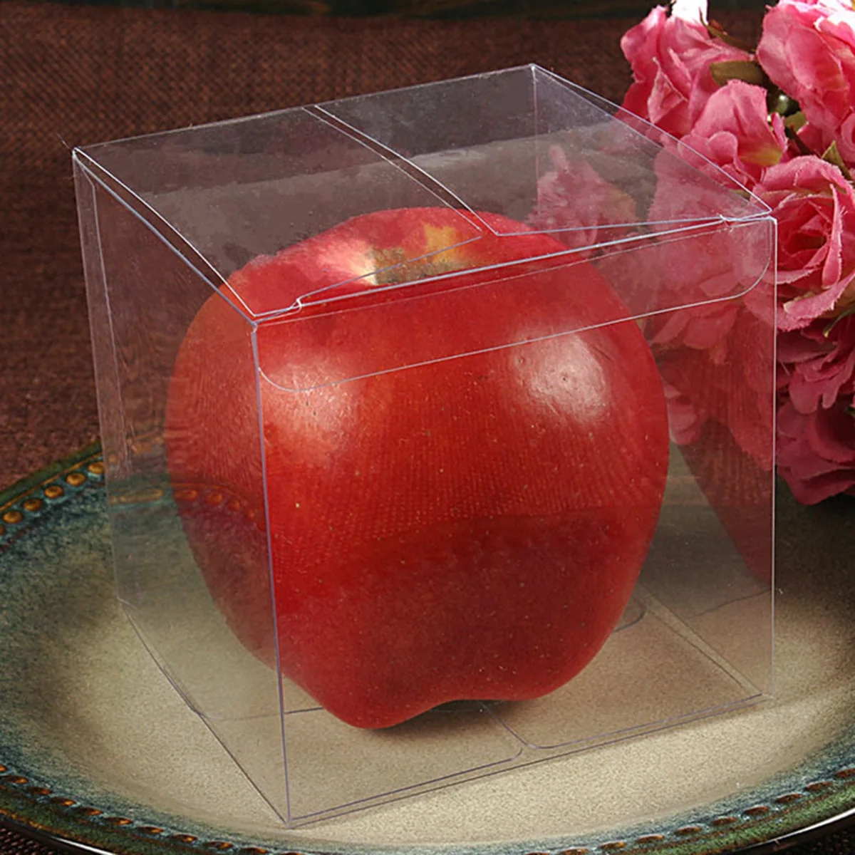 10Pcs PP PVC Plastic Packing Boxes Transparent PVC Candy Boxes Square Christmas Apple Boxes Wedding Party Treat Boxes (4x4x4cm)
10Pcs PP PVC Plastic Packing Boxes Transparent PVC Candy Boxes Square Christmas Apple Boxes Wedding Party Treat Boxes (4x4x4cm)