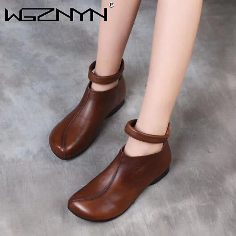 New Women Short Boots Spring and Autumn 2022 Genuine PU Leather Flats Shoes Hand Made Retro Martin with Anti Slip Soles Zip Boot
New Women Short Boots Spring and Autumn 2022 Genuine PU Leather Flats Shoes Hand Made Retro Martin with Anti Slip Soles Zip Boot